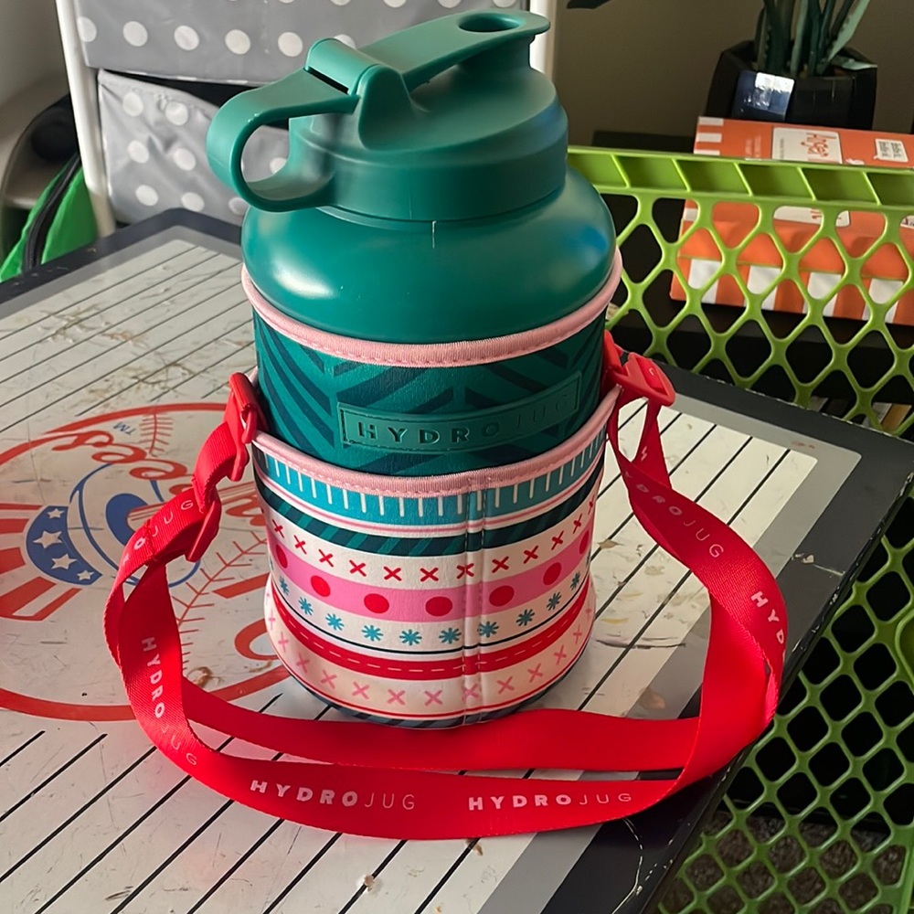 Hydrojug